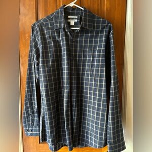 Men’s button down long sleeve shirt